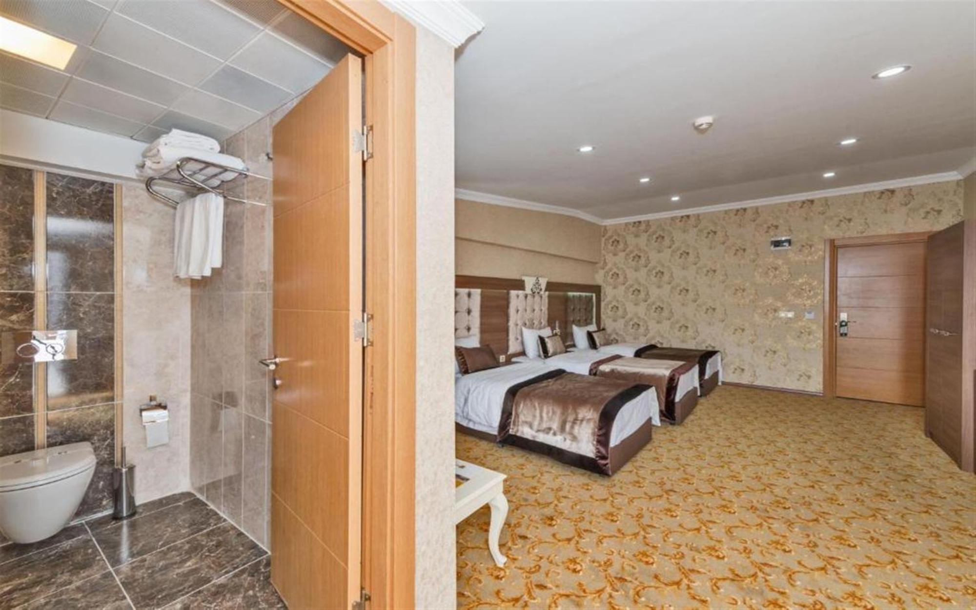Hotel Montagna Hera Taksim 3*